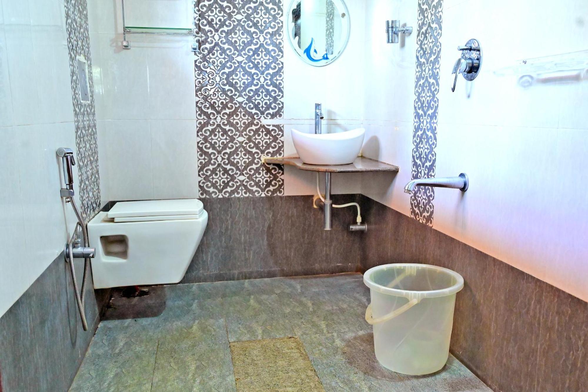 Hulihara Homestay - Full Villa, Coffee Estate & Balcony View Sakleshpur Buitenkant foto